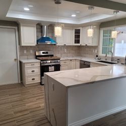 Wood Kitchen Cabinets