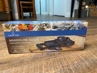 Crofton Mandoline Slicer with 5 Attachments