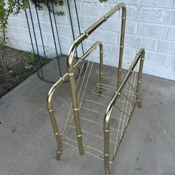 17 inches tall 15 inches long 7 inches wide