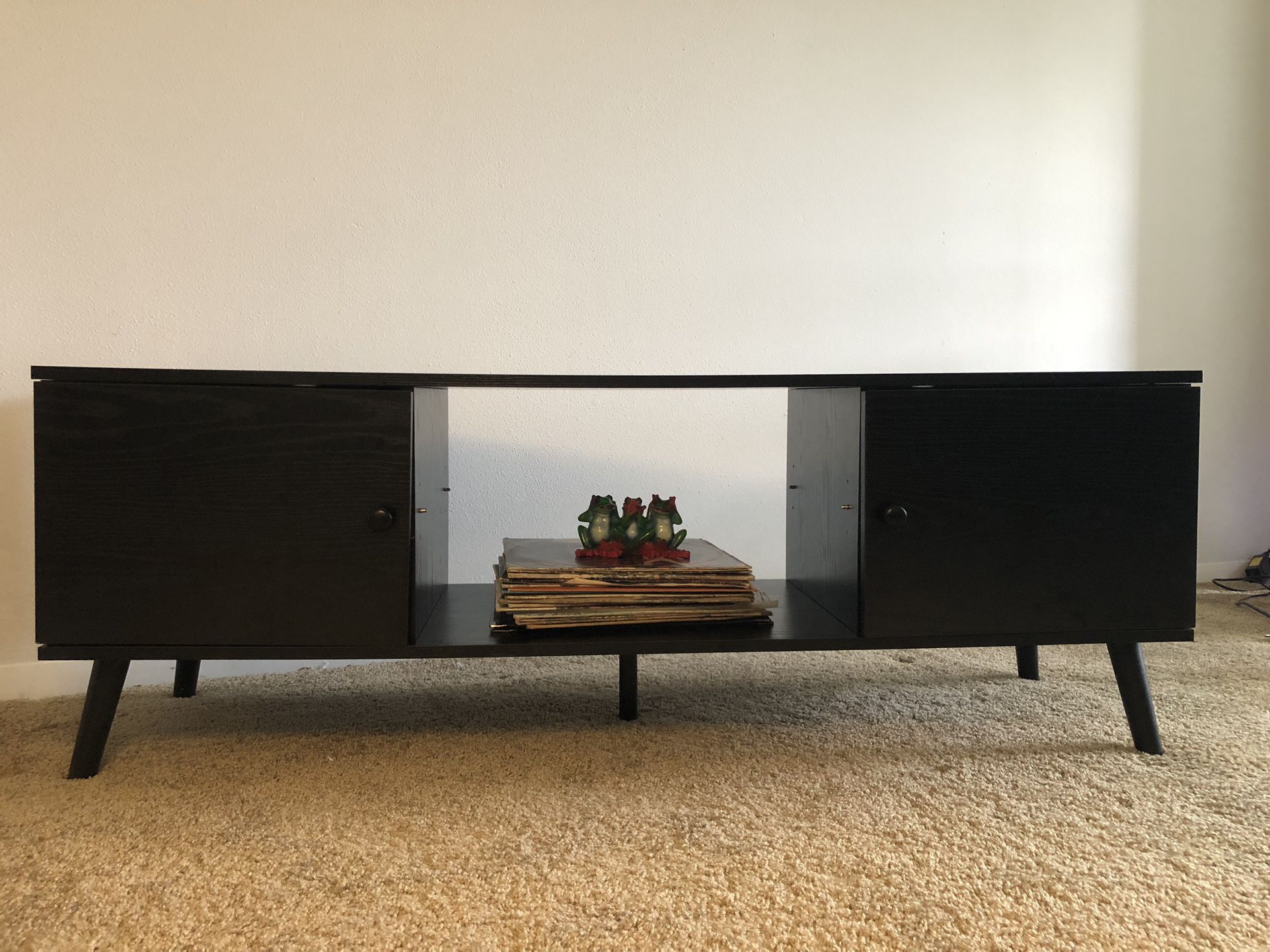 Tv Stand (NEW AND BUILT)