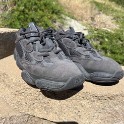 Adidas Yeezy 500 black utility shoes