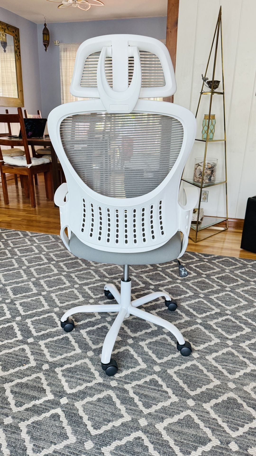 Beautiful Brand New Office Or Gaming Chair