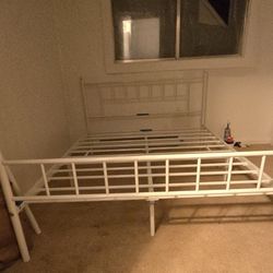 PRINCESS CANOPY Bed Frame