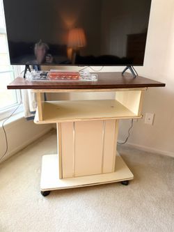Vintage MCM Mid Century Modern Rolling TV Stand