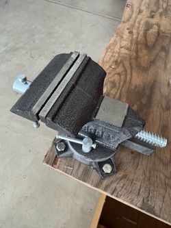 Bessey 4-1/2” Bench Wise