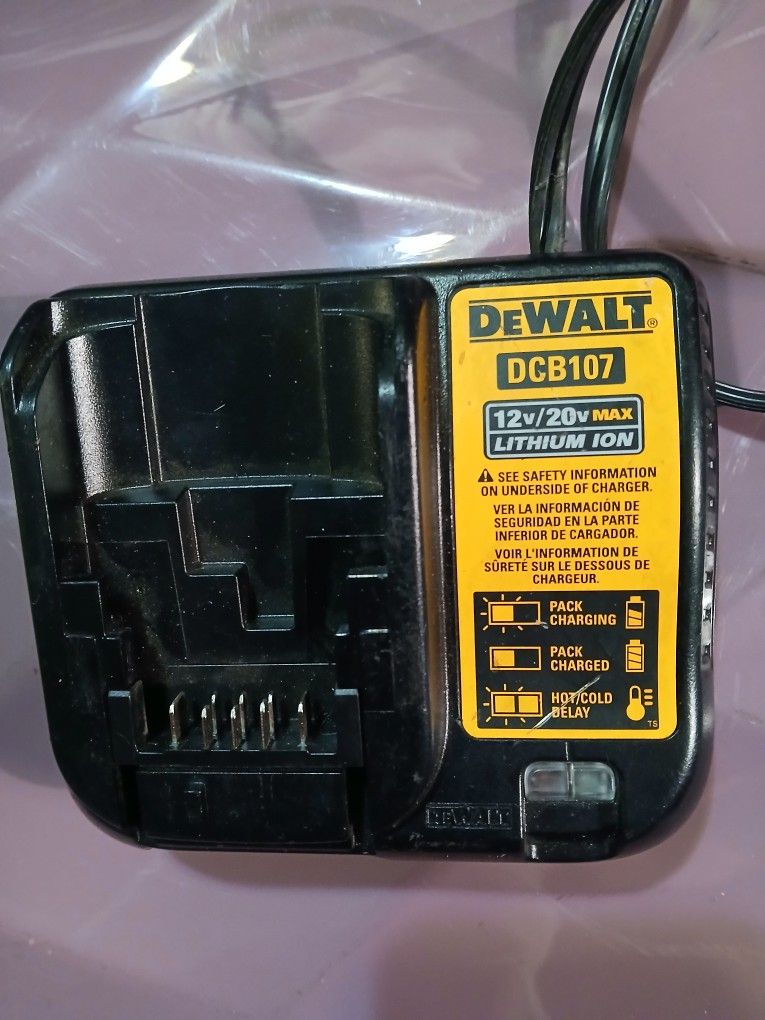 Dewalt Battery Charger