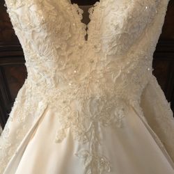 Wedding Dress & Optional Accessories 