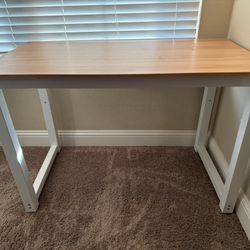 Modern Study / Computer Table – Great Condition