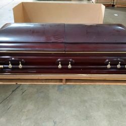 Presidential - Gold Trim Lining Casket
