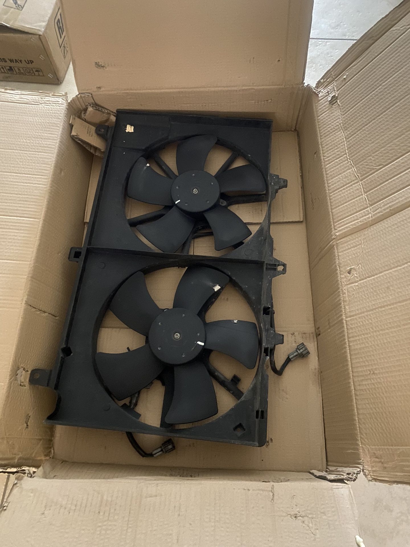 Infiniti G35 / 350z Oem Fans