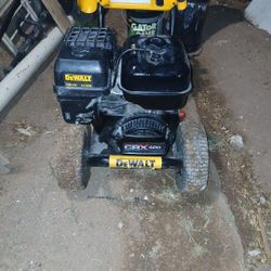 4400 PSI Dewalt Preasure Washer 