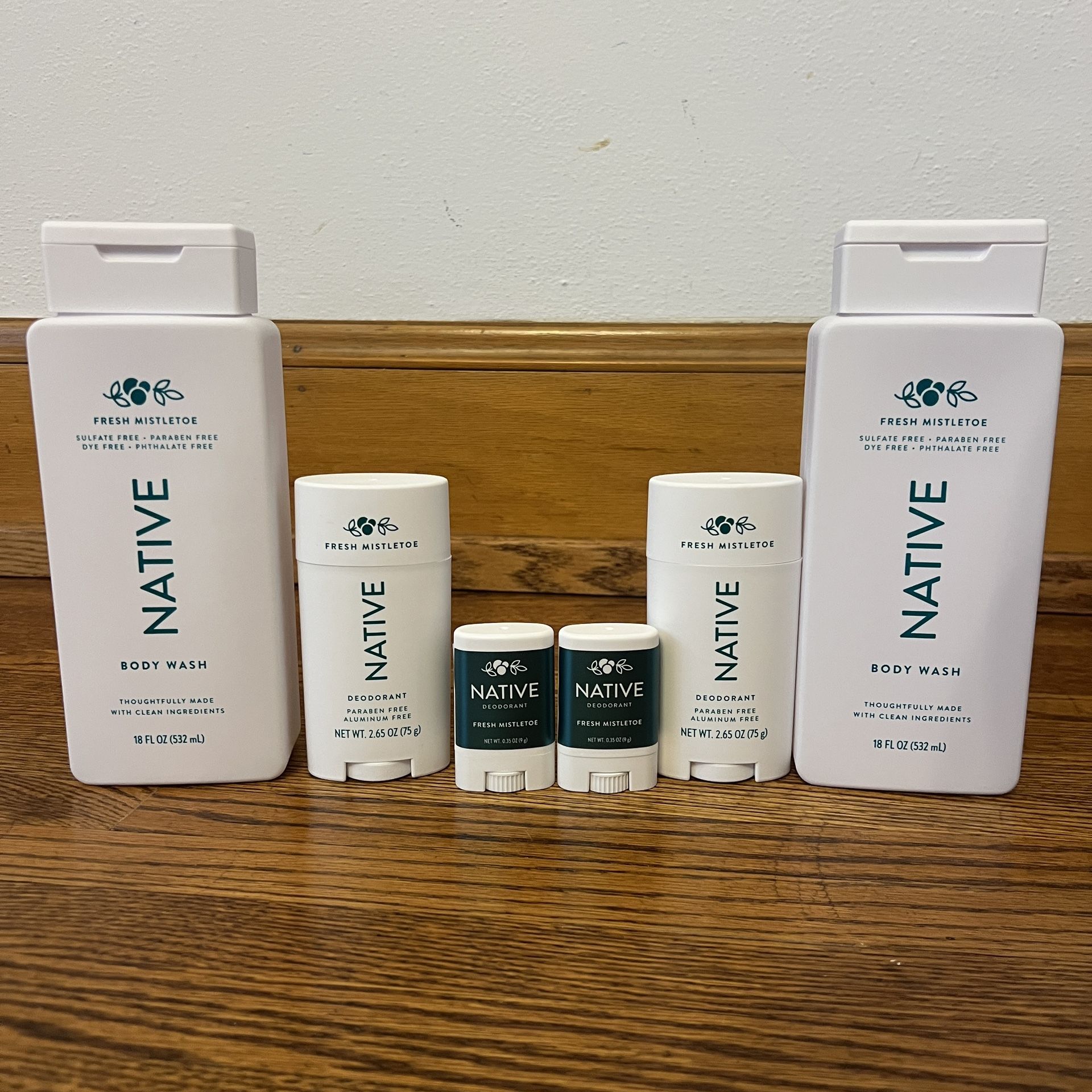 Native 6 pc set-Bodywash, Deoderant, Travel Deoderant-Fresh Mistletoe-Brand New
