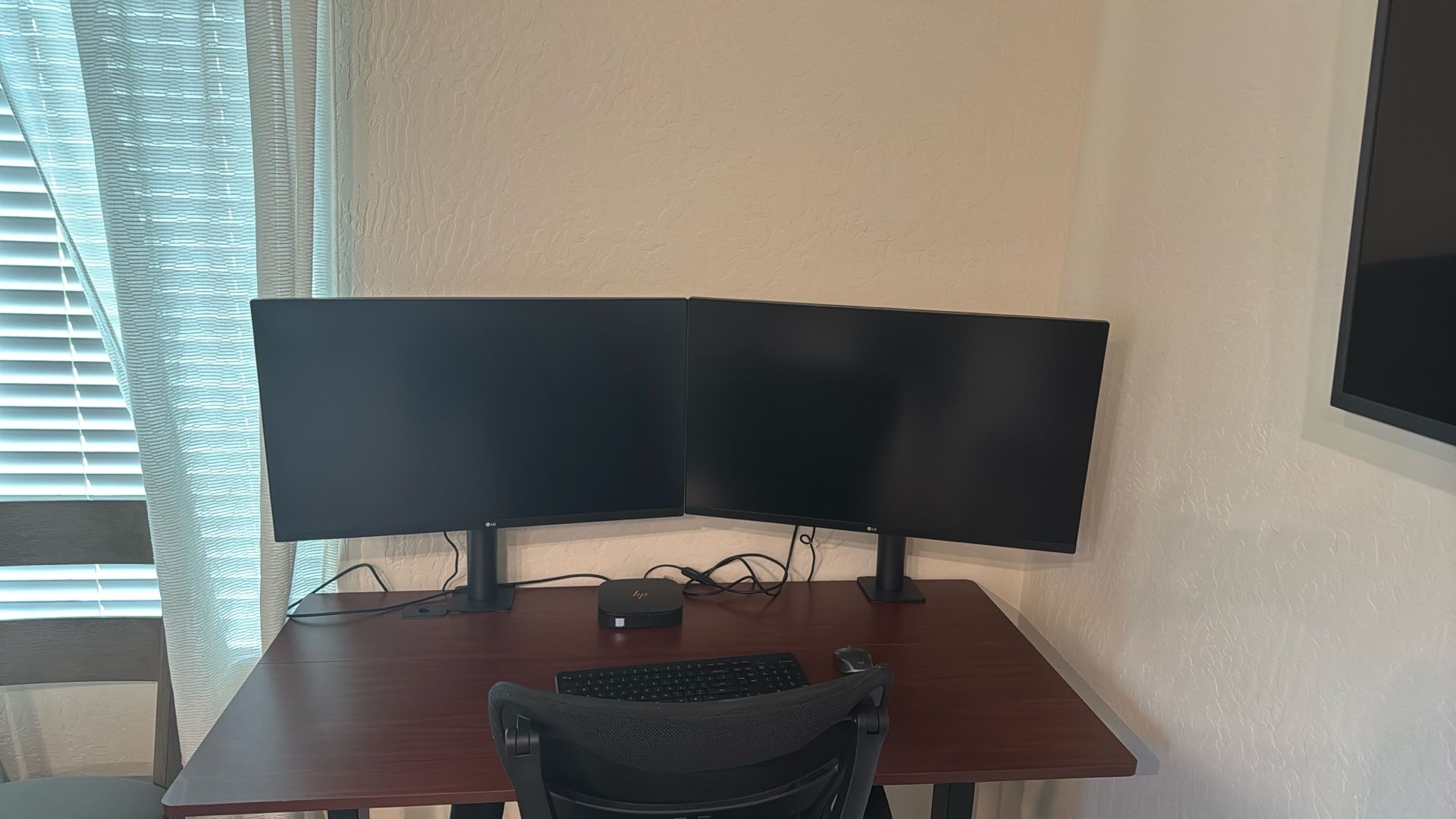 LG 4K. Monitor