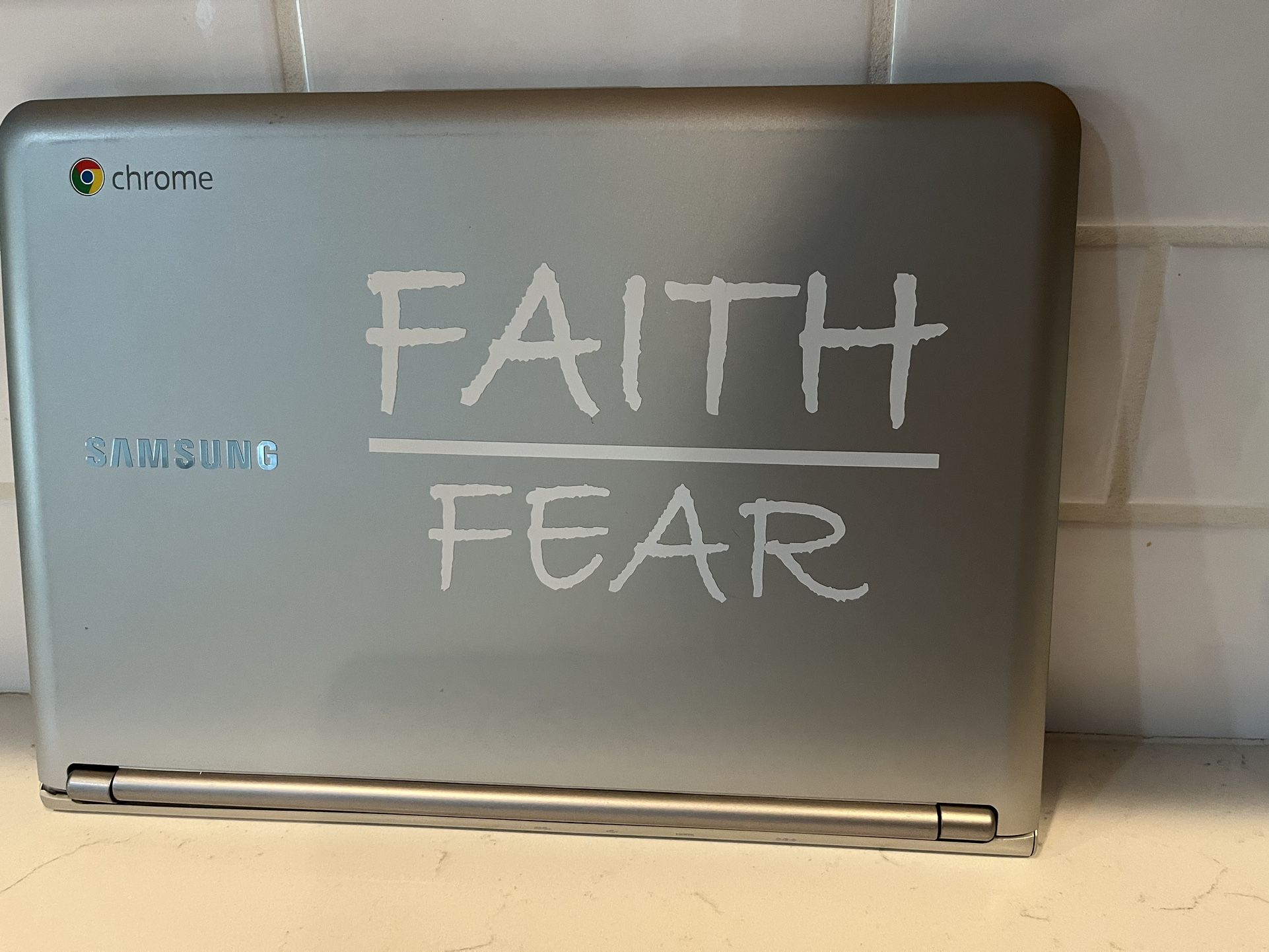 Chromebook