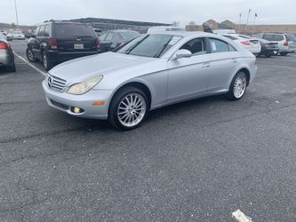 2007 Mercedes Benz cls500 clean