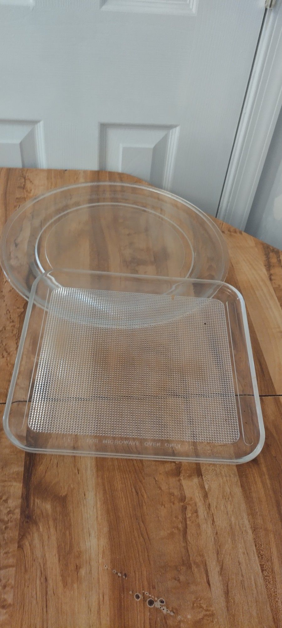 Microwave Plates Square Or Round 5 Dollars Each
