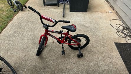 16” Bike w Training Wheels