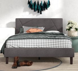 Cama queen nooo incluye colchón