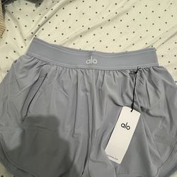 Alo yoga shorts