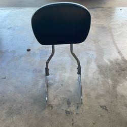 Harley OEM sissy bar with black rest