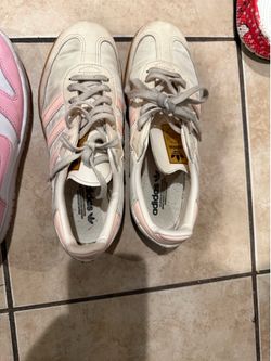 Nike size 4 ay and Addidas 4 kids