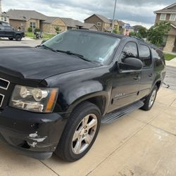 2014 Chevy Suburban 