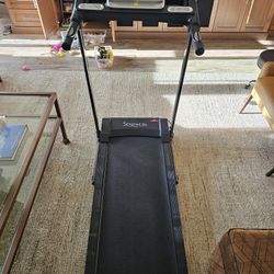 Treadmill: Dynamic Speed SLFTRD26 BT $250