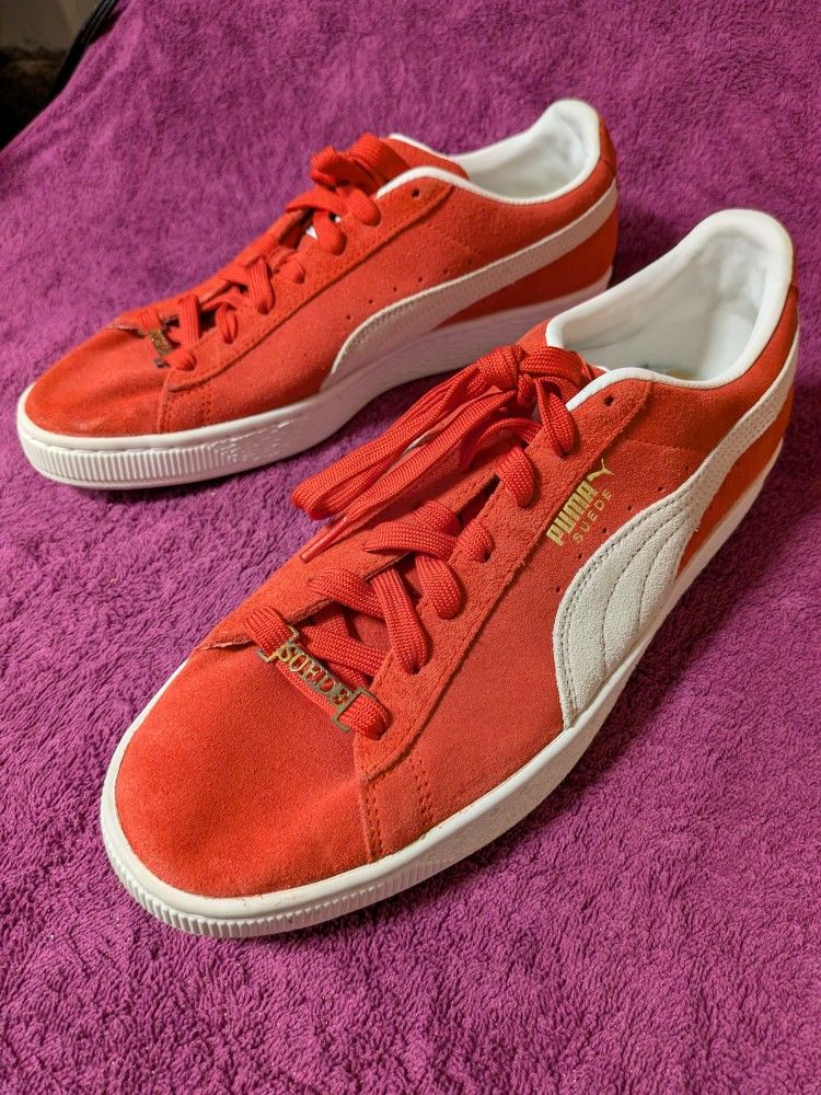 Red Pumas Lightly Gold (Size 9.5 Men)