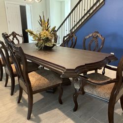 Hardwood Dining Table Set With 8 Chairs