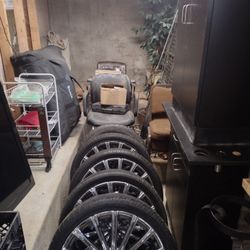 19”  5-Lug Universal Wheels