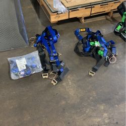 Full Body Harnesses (6)
