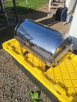 Covered chaffer pan, with lid.