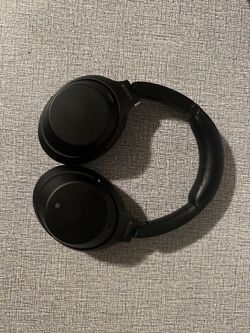 Sony WH-1000XM3 Bluetooth Headphones