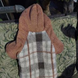 Dog sweater medium dogreat quality nice and warm