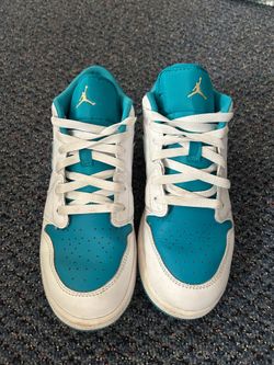 Youth women’s shoes (8.5wy-7.5y)