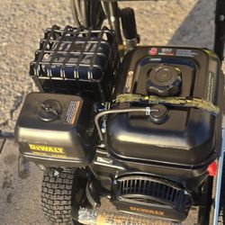 4400 Dewalt Power Washer Gas 