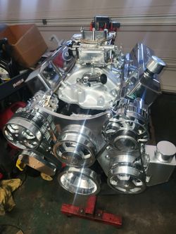 Chevy 383 stroker GM engine - 350 Rebuilt