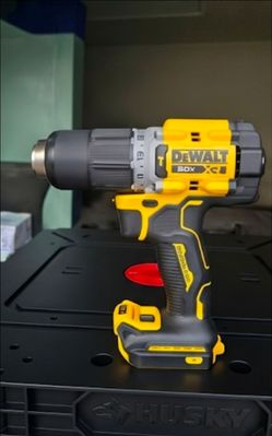 NEW DEWALT
ATOMIC 20-Volt MAX Brushless Cordless 1/2 in. Hammer Drill (Tool-Only)