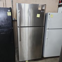 Frigidaire Stainless 18cf Top Freezer Fridge 