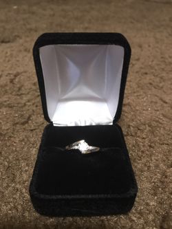 Women's 925 sterling silver crystal inlay wedding engagement ring size 8.5