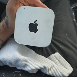 Apple Extreme Tower Wireless Router