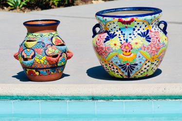 Two beautiful Televera pots like new - $150 & $90 respectively or $220 for both