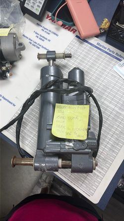 Yamaha Power Trim and Tilt assy F25LA
