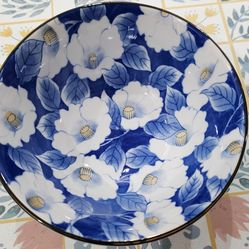 Never used med size bowl for soups, noodles, etc - blue with white flower print.