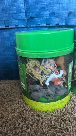 Tub of Kids Toy Animals