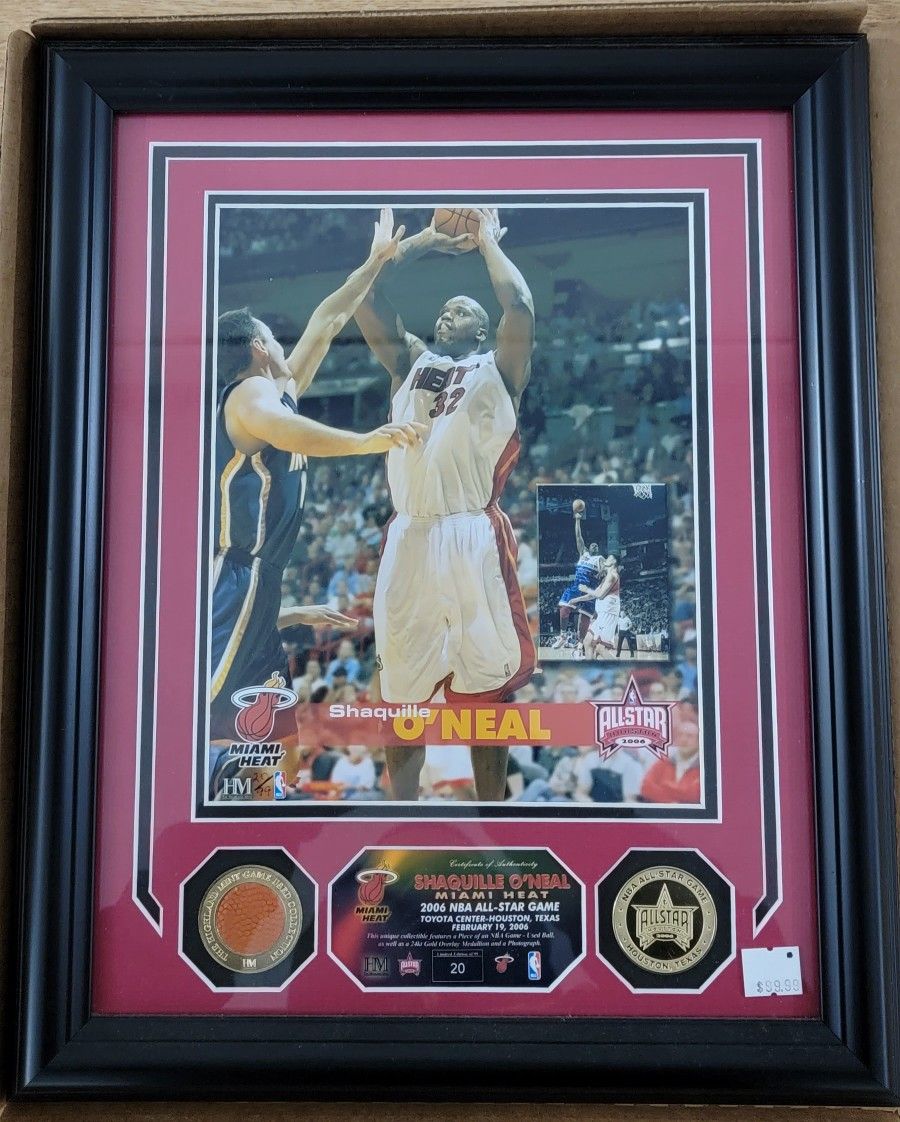 2006 Shaquille O'Neal Allstar game memorabilia 