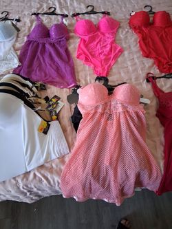 Baby doll s  y bracieres    a 10.  En especial