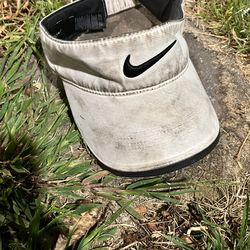 Nike sports visor