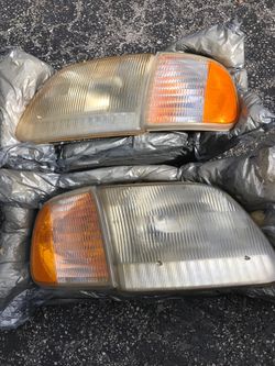 F-150 Headlight Pair for 2000 (fits ‘97-‘03)