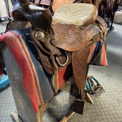 WESTERN SADDLE 15"